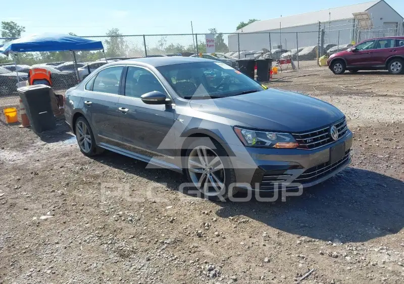 2017 Volkswagen Passat photo