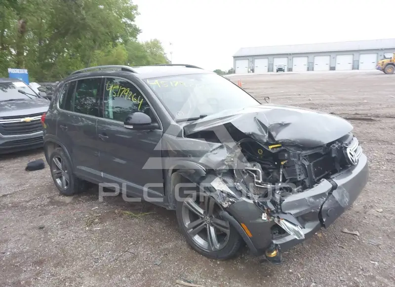 2017 Volkswagen Tiguan photo