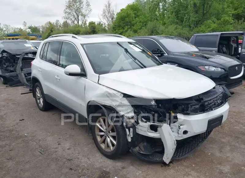 2017 Volkswagen Tiguan фото