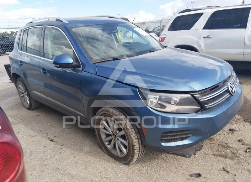 2017 Volkswagen Tiguan photo