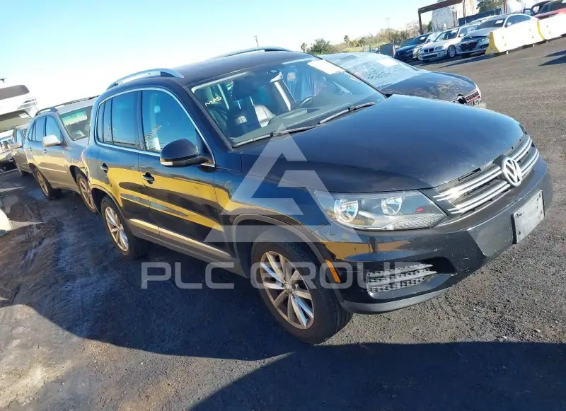 2017 Volkswagen Tiguan photo