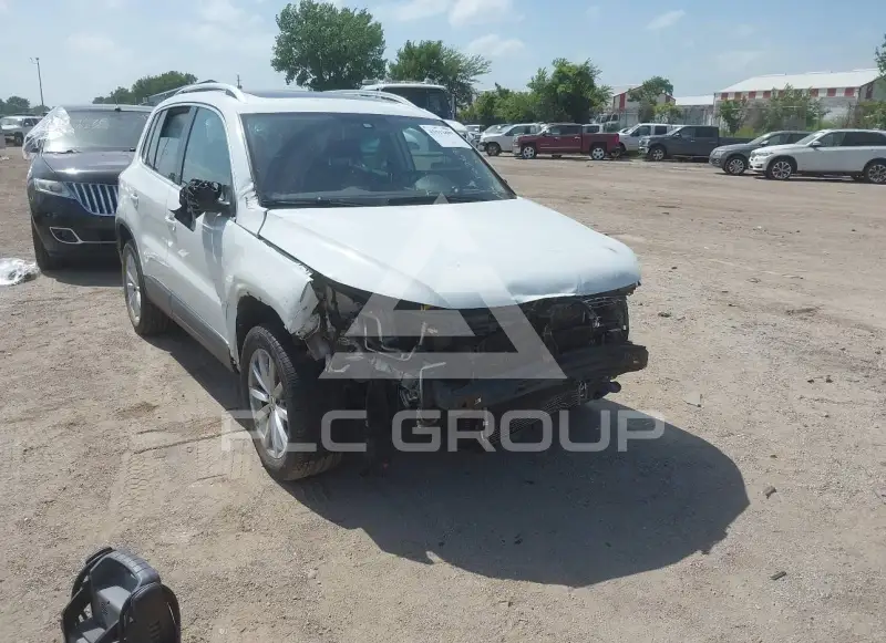 2017 Volkswagen Tiguan фото