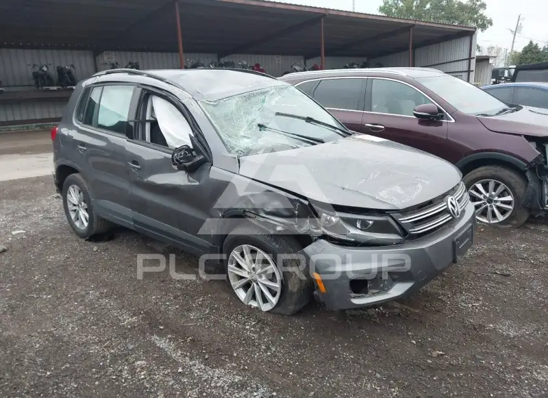 2017 Volkswagen Tiguan photo