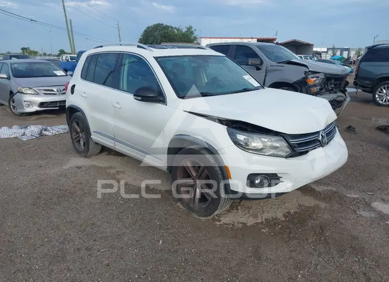 2017 Volkswagen Tiguan photo