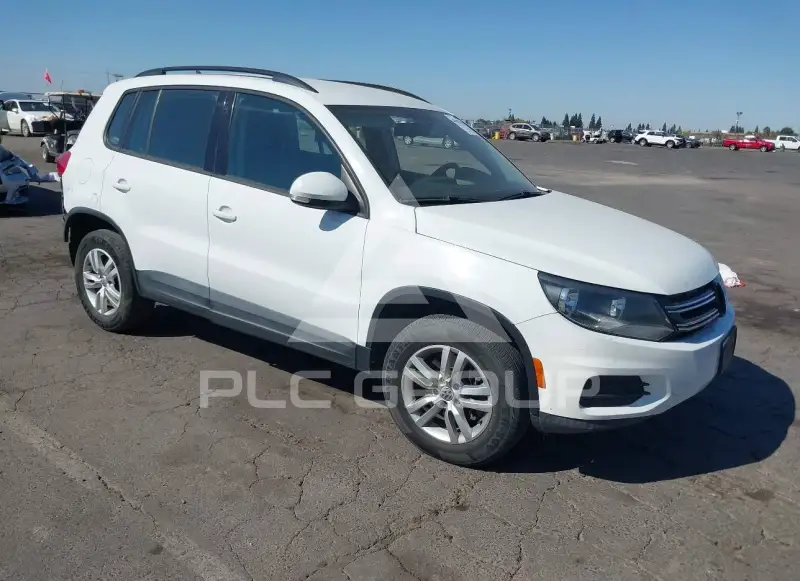 2017 Volkswagen Tiguan photo
