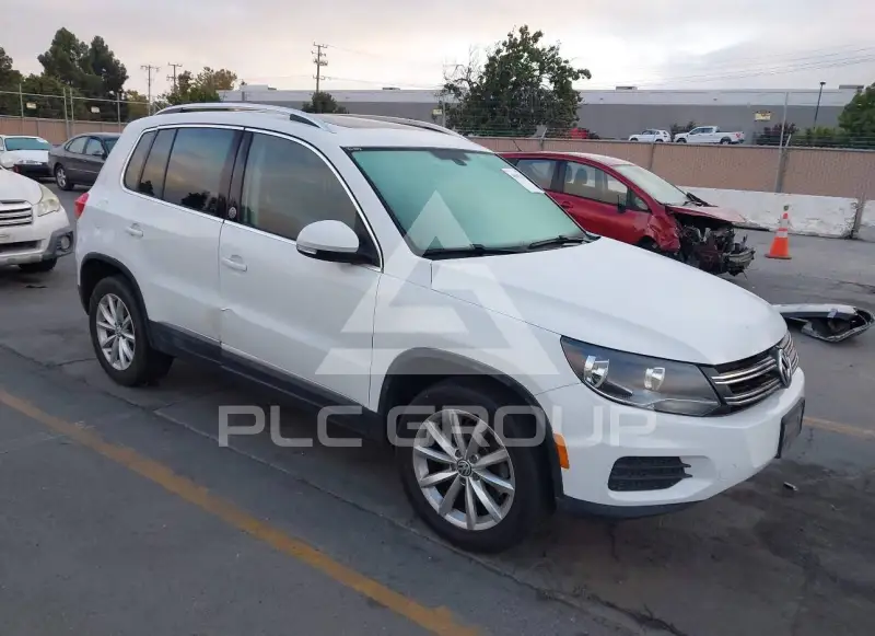 2017 Volkswagen Tiguan photo