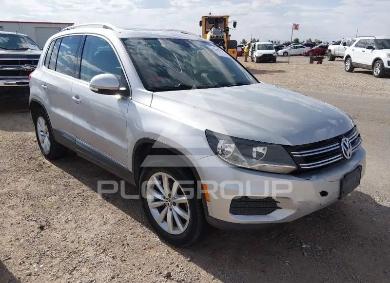 2017 Volkswagen Tiguan photo