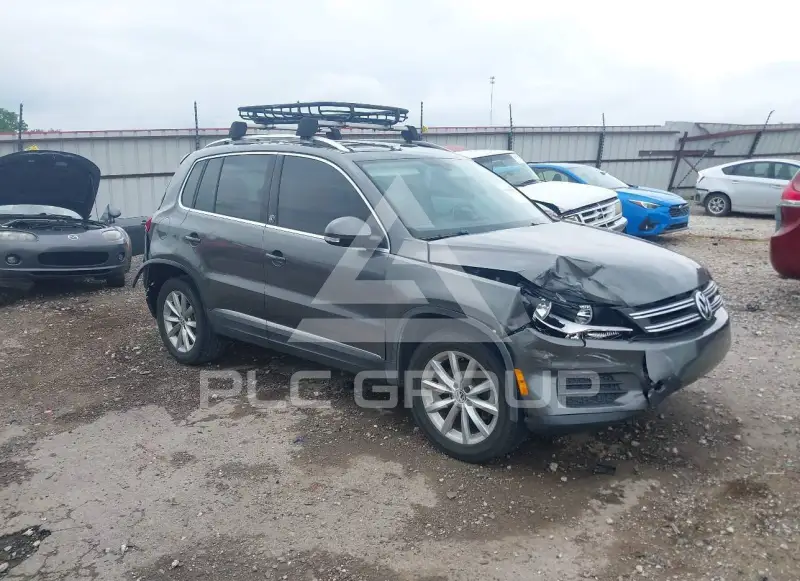 2017 Volkswagen Tiguan фото