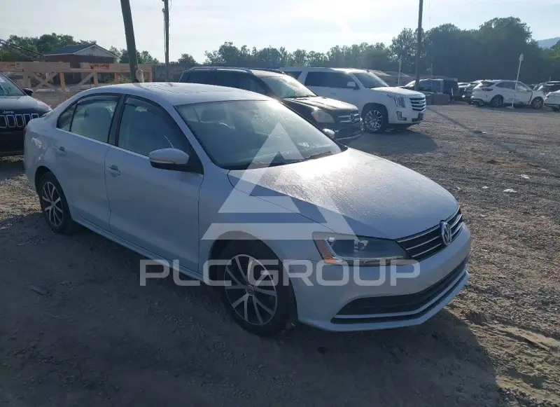 2017 Volkswagen Jetta фото