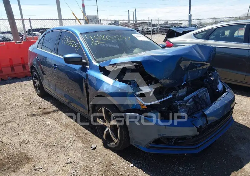2017 Volkswagen Jetta photo