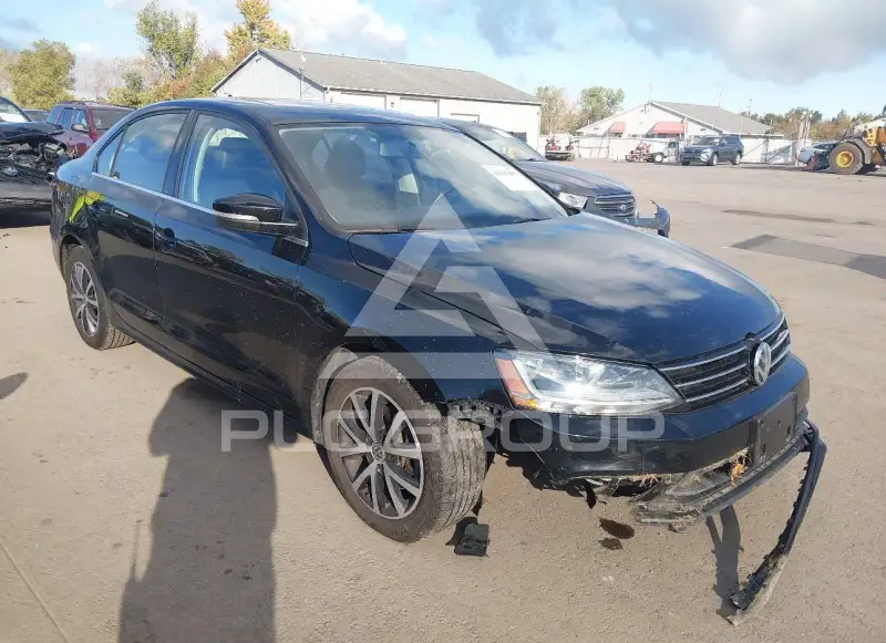 2017 Volkswagen Jetta photo
