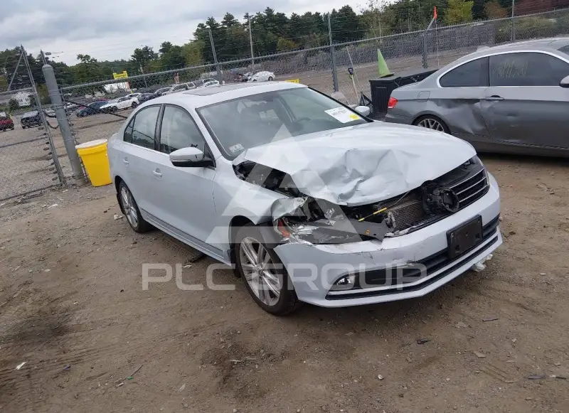 2017 Volkswagen Jetta photo