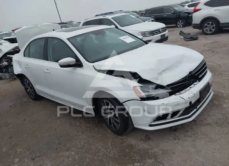 2017 Volkswagen Jetta фото
