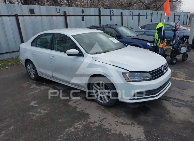 2017 Volkswagen Jetta фото