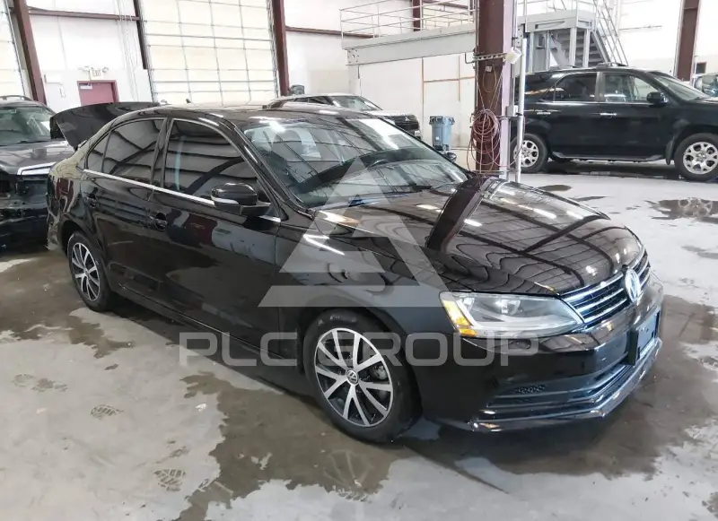 2017 Volkswagen Jetta фото