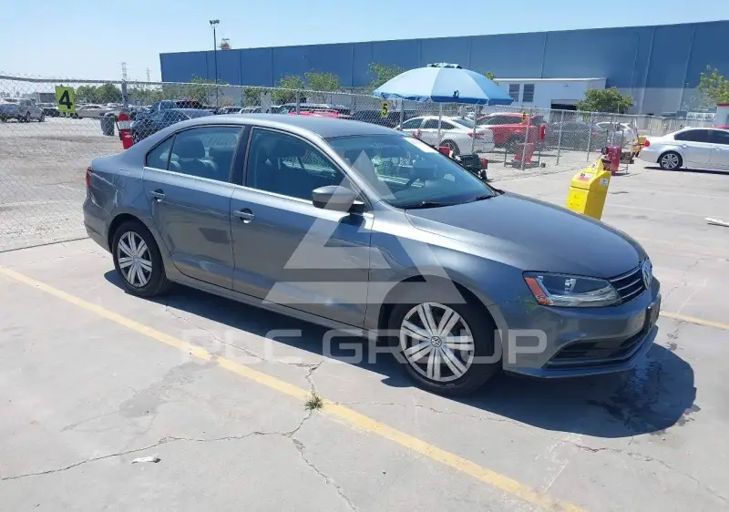 2017 Volkswagen Jetta фото
