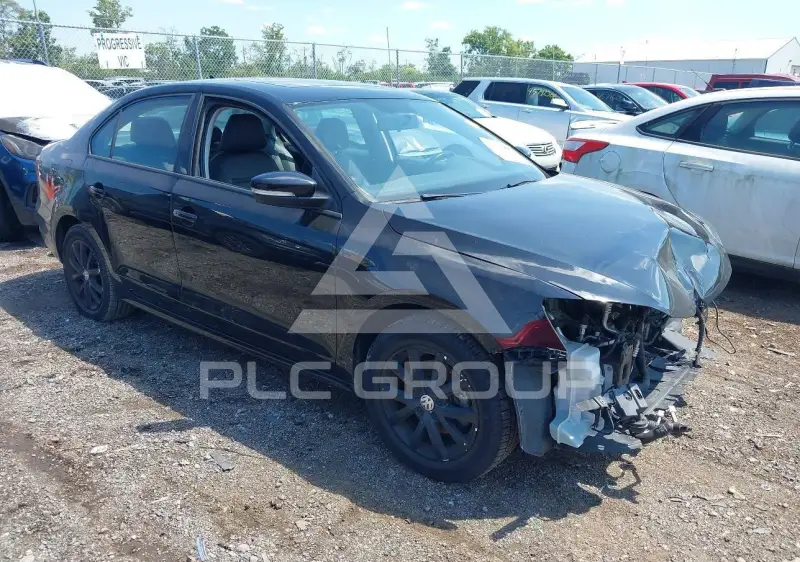 2017 Volkswagen Jetta фото