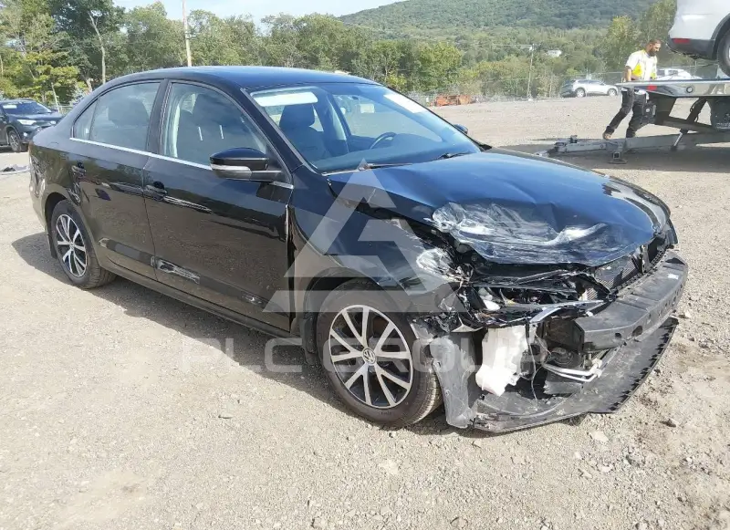 2017 Volkswagen Jetta photo