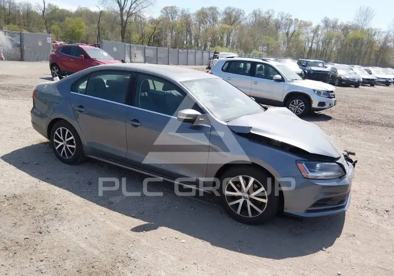2017 Volkswagen Jetta photo
