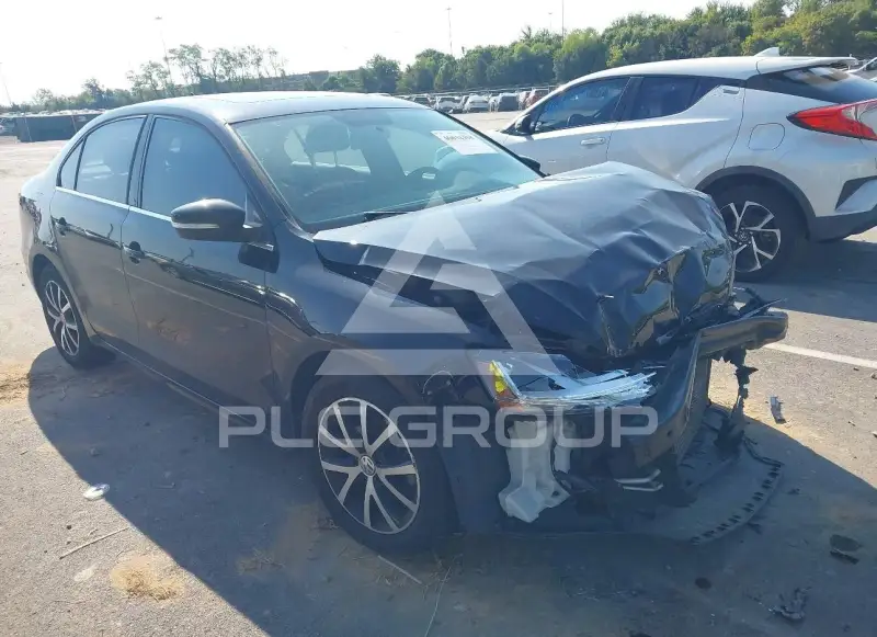2017 Volkswagen Jetta photo
