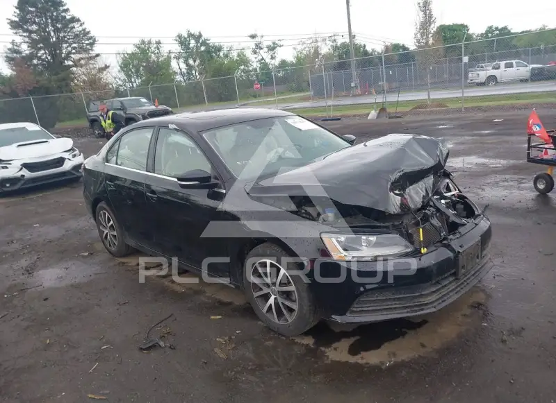 2017 Volkswagen Jetta photo