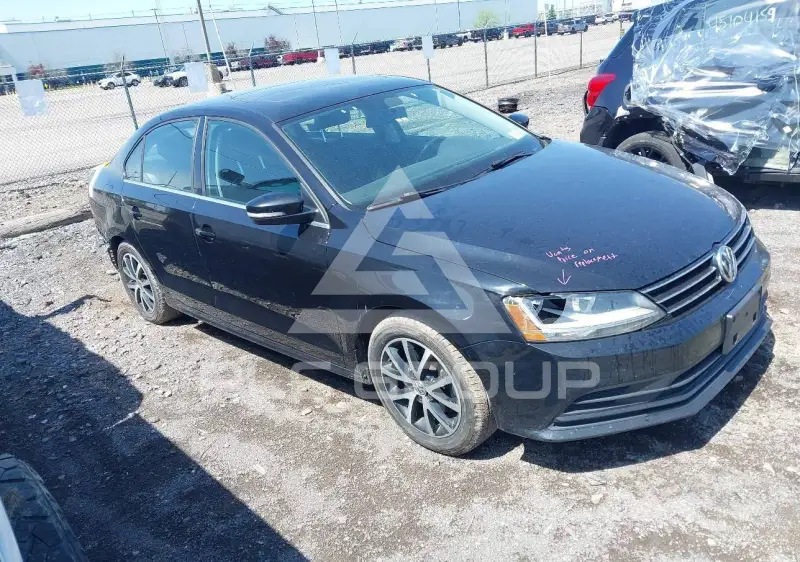 2017 Volkswagen Jetta photo