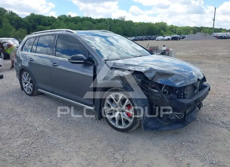 2017 Volkswagen GOLF фото