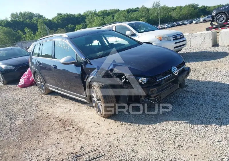 2017 Volkswagen GOLF фото