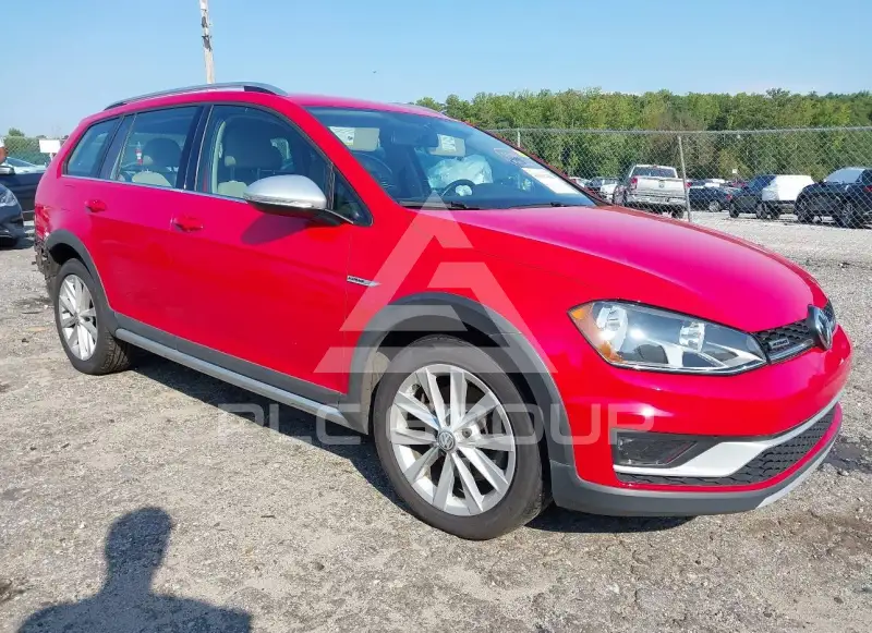2017 Volkswagen GOLF photo