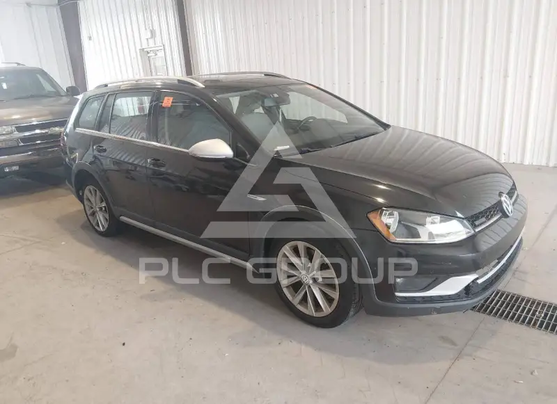 2017 Volkswagen GOLF фото