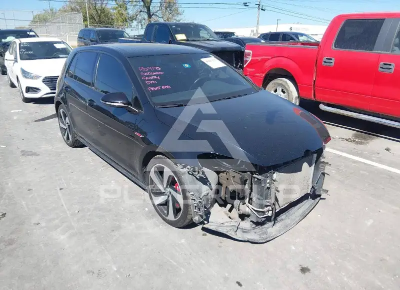 2017 Volkswagen GOLF фото