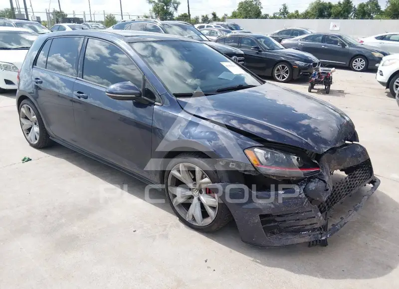 2017 Volkswagen GOLF photo
