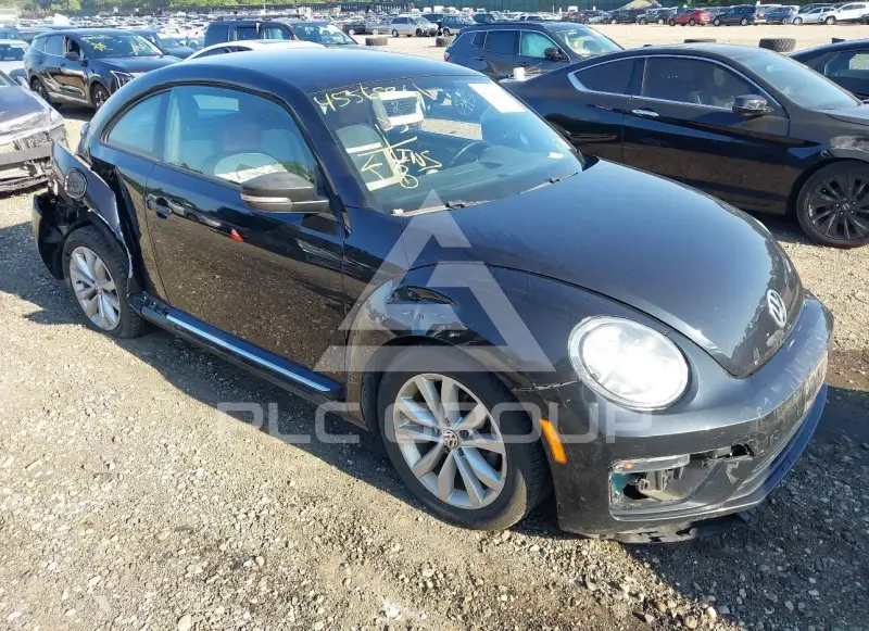 2017 Volkswagen BEETLE photo