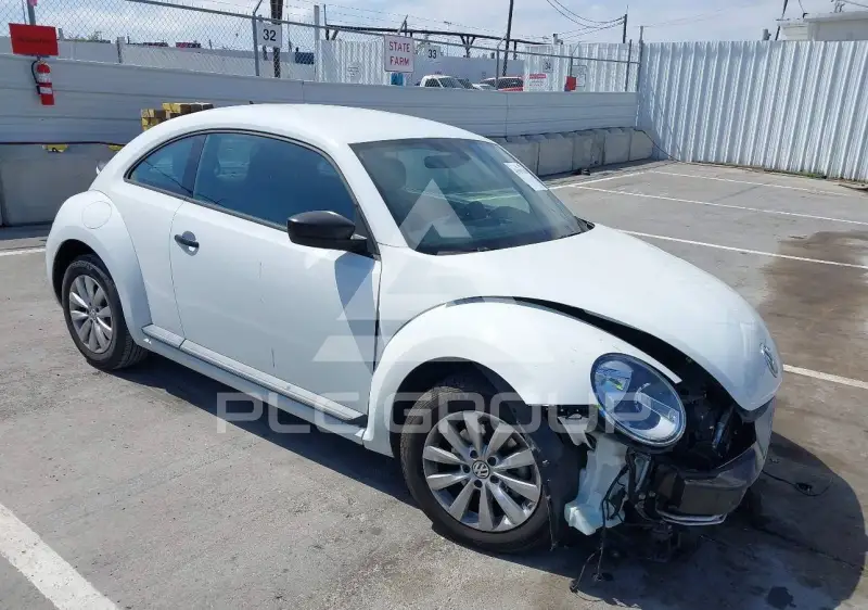 2017 Volkswagen BEETLE фото