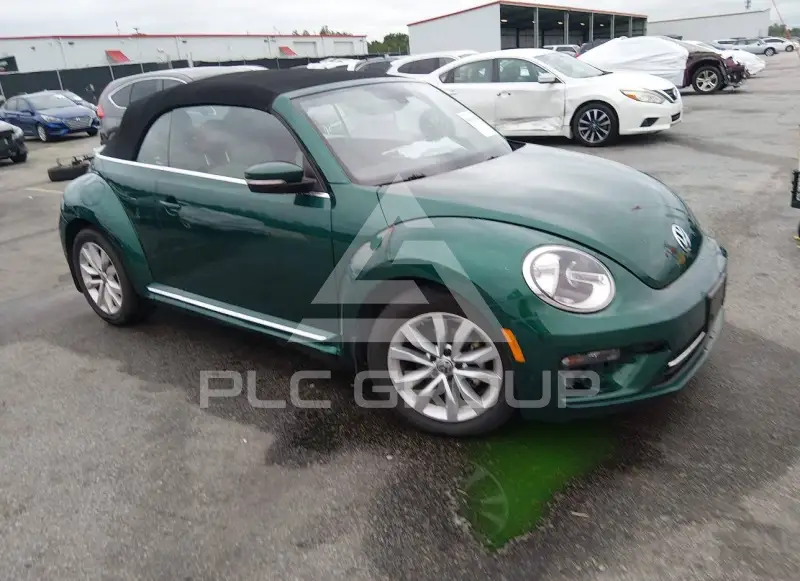 2017 Volkswagen BEETLE фото