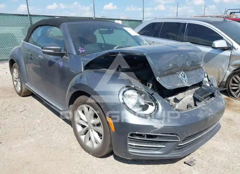 2017 Volkswagen BEETLE фото