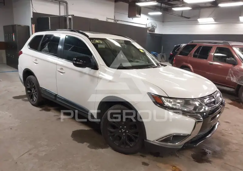 2018 Mitsubishi OUTLANDER фото