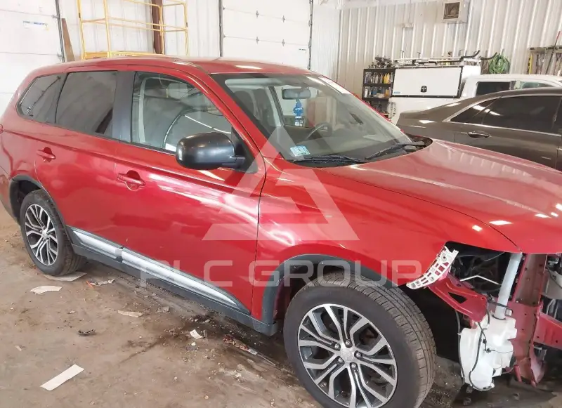 2018 Mitsubishi OUTLANDER фото