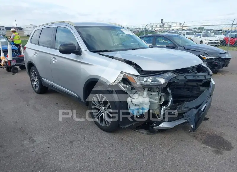 2018 Mitsubishi OUTLANDER photo