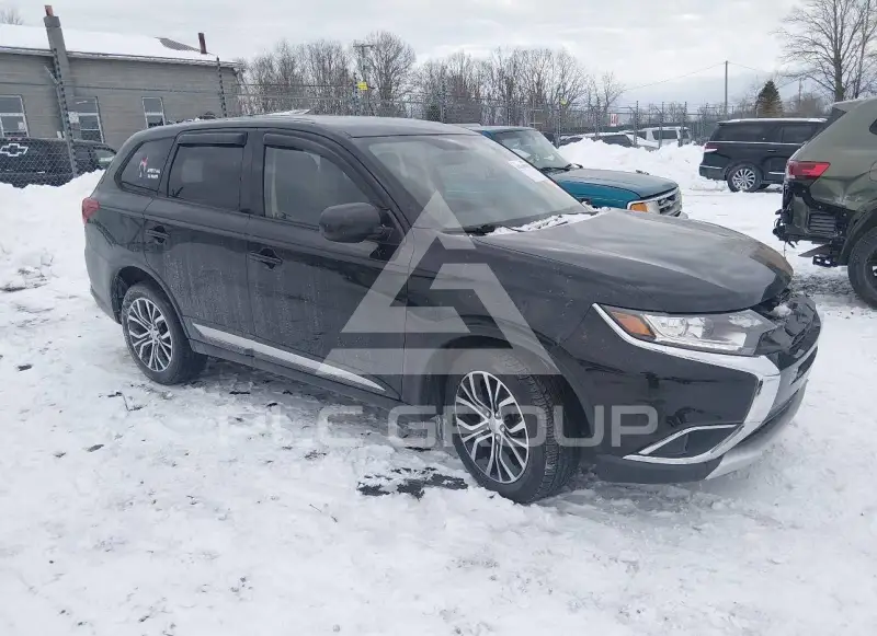 2018 Mitsubishi OUTLANDER фото