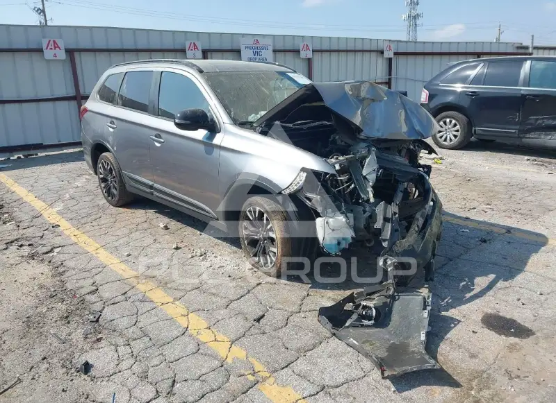 2018 Mitsubishi OUTLANDER фото