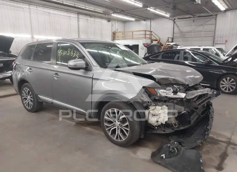 2018 Mitsubishi OUTLANDER photo