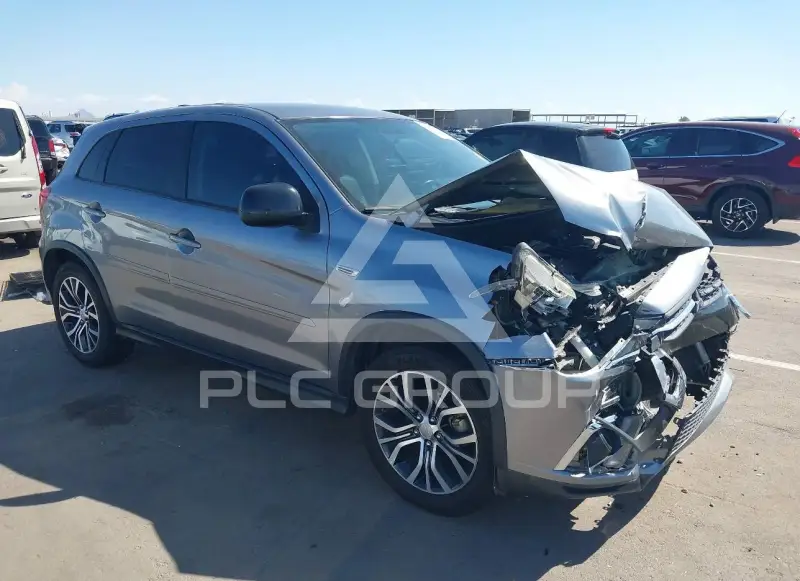 2018 Mitsubishi OUTLANDER фото