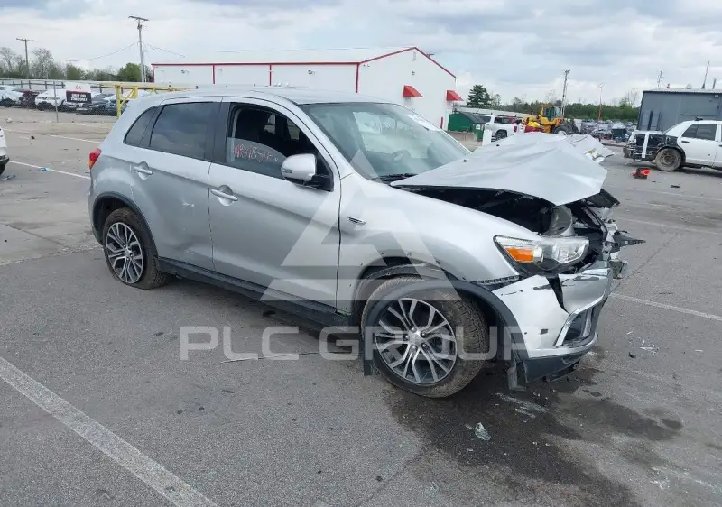 2018 Mitsubishi OUTLANDER фото