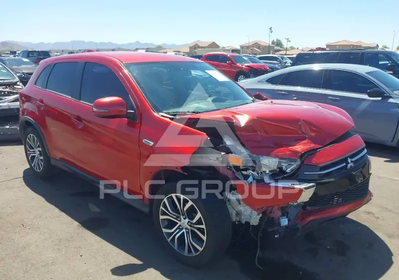 2018 Mitsubishi OUTLANDER фото