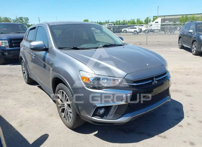 2018 Mitsubishi OUTLANDER photo