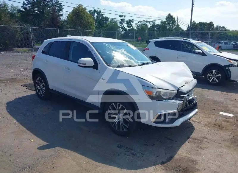 2018 Mitsubishi OUTLANDER photo