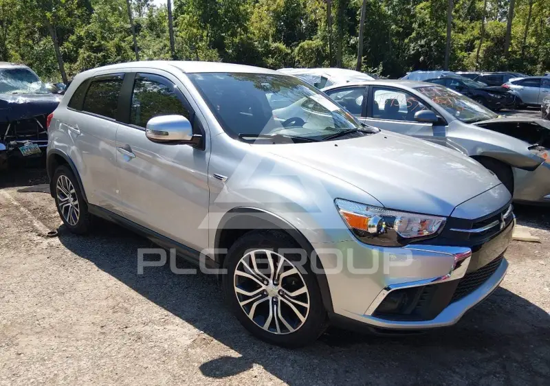 2018 Mitsubishi OUTLANDER фото