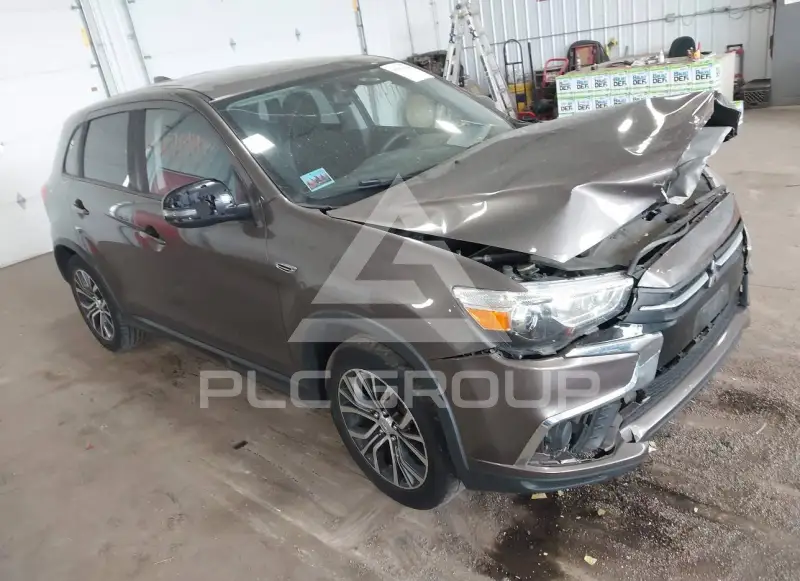 2018 Mitsubishi OUTLANDER фото