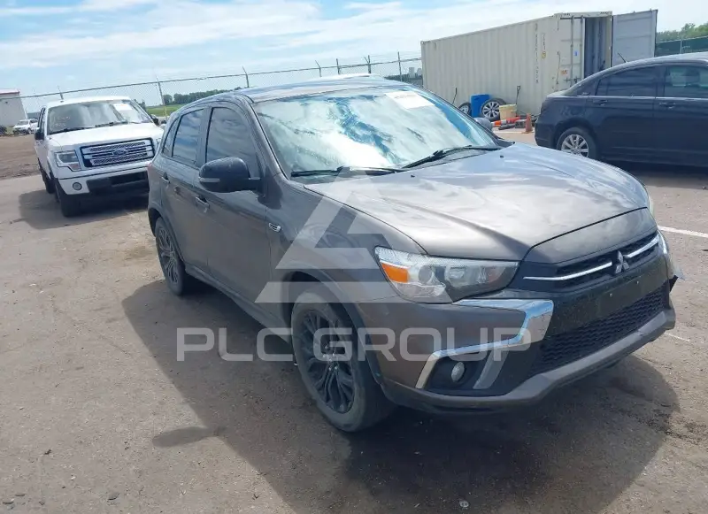 2018 Mitsubishi OUTLANDER photo